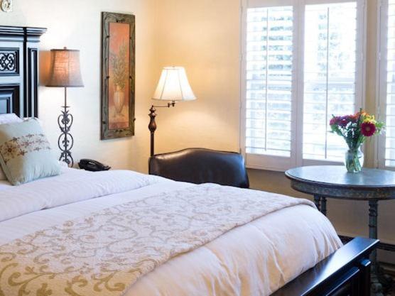 Half Moon Bay Inn - Main Street Downtown المظهر الخارجي الصورة